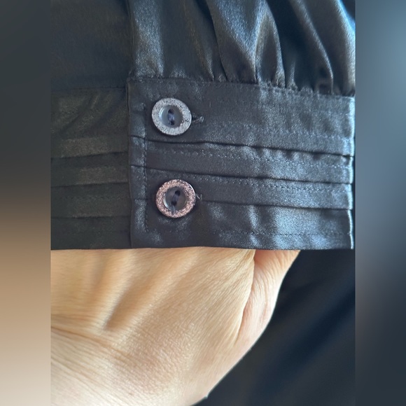 Color Style Black Satin short Striped Sleeves Metal Buttons V Neck Ruffles SZ XL - Picture 9 of 14